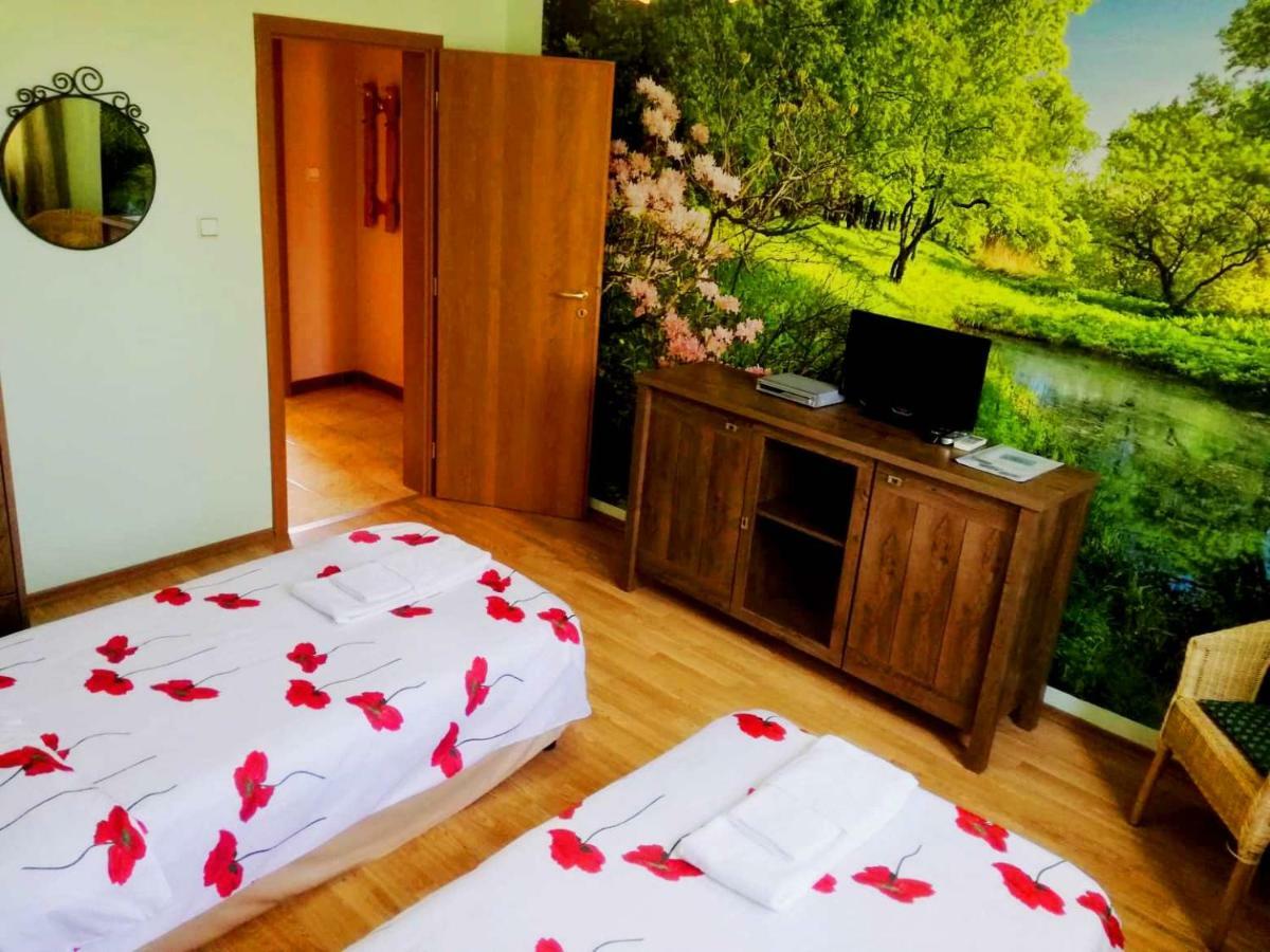 Guest House Misha Petrevene Exteriér fotografie